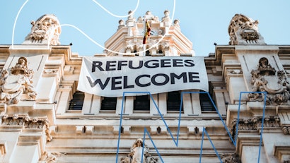 Refugees welcome: Unternehmen stellen Flüchtlinge als Praktikanten ein.